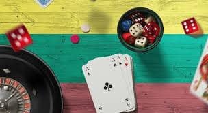 slots bet VIP Diamond ကစားသမား ကိုယ်ပိုင် Account Manager နှင့် ဆက်သွယ်နေသောမြင်ကွင်း